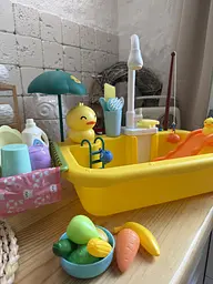 Дитяча ігрова мийка з водою Кухонний ігровий набір з краном та циркуляцією води Розвивальна іграшка для дітей - мініатюра 4