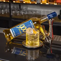 Лікер Strega Bitter 900 Giallo 25% 0.7 л - мініатюра 2