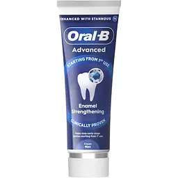 Зубна паста Oral-B Advanced Зміцнення емалі Чиста м'ята 75 мл (8006530090797)