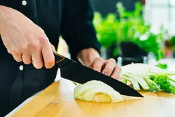 Кухонний ніж Fiskars Edge кухарський 20.3 см (1003094) - мініатюра 6