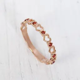 Каблучка з червоного золота з гранатами 18 K-0225