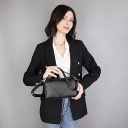 Сумка жіноча шкіряна кросбоді Virginia Conti 04245 чорна - мініатюра 2