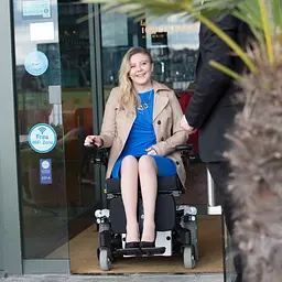 Крісло колісне з електроприводом Invacare TDX SP2 (TDX SP2 43 чорний-1795) - мініатюра 8