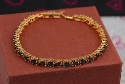 Браслет Xuping Jewelry квадратні ланки з чорним камінням 19 см 5 мм золотистий