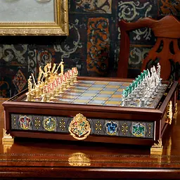 Шахи Noble Collection Гаррі Поттер Quidditch Chess - мініатюра 7