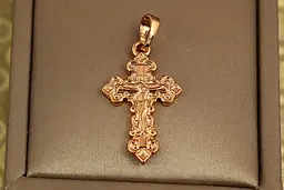Хрестик Xuping Jewelry ажурний 2,5 см золотистий