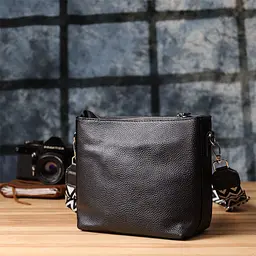 Зручна жіноча сумка на плече з якісної натуральної шкіри Vintage 22914 чорна - мініатюра 10