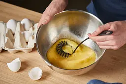 Вінчик спіральний Fiskars Essential (1079061) NEW 2025 - мініатюра 4