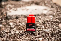 Акумулятор Redlithium M12 12В 2.5А·год 0.2кг Milwaukee hoz0014293 - мініатюра 5