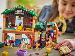 Конструктор LEGO Friends Ранчо і стайня поні 727 деталей (42654) - мініатюра 14