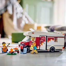 Конструктор LEGO City Пригодницький будинок на колесах для відпустки 385 деталей (60454) - мініатюра 6