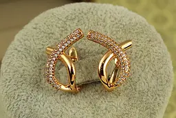 Сережки Xuping Jewelry Символ 1,8 см золотисті