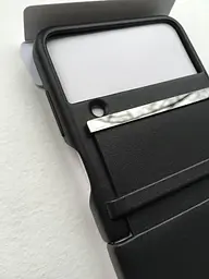 Оригінальний шкіряний чохол Leather Cover Samsung Galaxy Z Flip4 Black (EF-VF721LBEGUA) - мініатюра 8