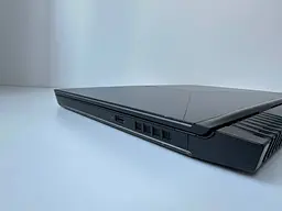 Ігровий ноутбук Dell Alienware 15 R4 15.6" (i7-8750H / 16GB / SSD 256GB / GTX 1070 8GB) б/в - мініатюра 8