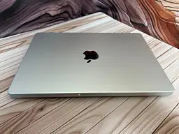 Ноутбук Apple MacBook Pro 14" 2021 M1 Pro/32/512 (PHXKWV5Y2T-1) Б/в - мініатюра 6