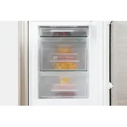 Холодильник Whirlpool SP40 801 EU з морозильною камерою - мініатюра 9
