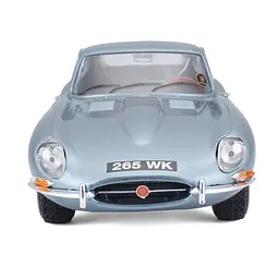 Автомодель - JAGUAR E-TYPE COUPE (1961) (1:18) Bburago 18-12044 - мініатюра 6