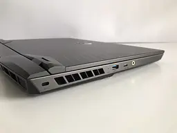 Ноутбук MSI Raider GE67 HX (i7-12800HX / 16GB / SSD 512GB / 2560x1440 OLED 240Hz) б/в - мініатюра 11