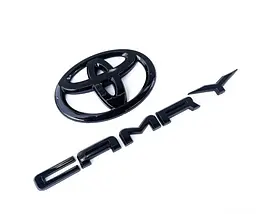 Емблема задня + напис Toyota Camry глянсова Чорна Пластик На скотчі (OEM: PT948-03191-02)