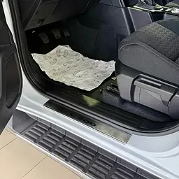 Накладки на пороги для Mitsubishi L200 2023- Нержавіюча сталь із загином та Логотипом 4 шт (P-MI21) - мініатюра 4