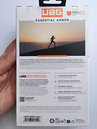 Оригінальний протиударний чохол для iPhone 16e / 17e UAG Essential Armor MagSafe Black 114496114040 - мініатюра 6