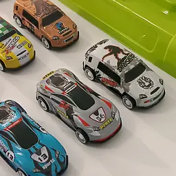 Комплект іграшкових машинок Cool Car Set з інерційним механізмом в боксі-контейнері з ручкою 30 шт. - мініатюра 14