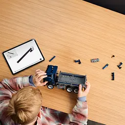 Конструктор LEGO Technic Самоскид 462 деталі (42203) - мініатюра 6