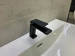 Змішувач для умивальника Corsan Trino black mat низький CMB7111BL Чорний матовий - мініатюра 4
