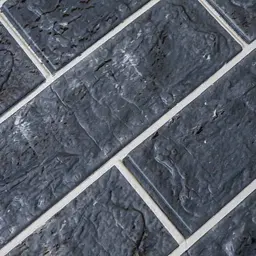 Самоклеюча декоративна 3D панель цегла контраст графіт 680x680x4 мм - мініатюра 2
