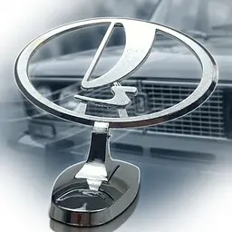 Емблема приціл на капот ВАЗ Lada Хром сплав на скотчі (Завод)