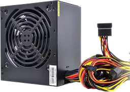 Блок живлення QUBE QBC-GPS 600W 80+ (QBC-GPS600A12) Б/В