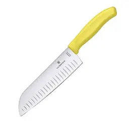 Кухонний ніж Victorinox SwissClassic Santoku лезо 17см ріфл. з жовт. ручкою (блістер) - мініатюра 2