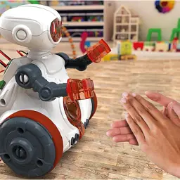 Конструктор Clementoni серія Science & Play — Робот Mio Robot (75053) - мініатюра 3
