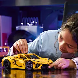 Конструктор LEGO Technic Chevrolet Corvette Stingray 732 деталі (42205) - мініатюра 7