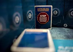 Настільна гра Z-MAN GAMES Пандемія: Спадщина. Сезон 2 (чорна коробка) (Pandemic Legacy: Season 2 (Black Version)) (англ.) (ZM7172) - мініатюра 5