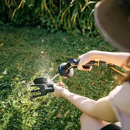 Багатофункціональний пістолет-розпилювач Fiskars регульований (1070836) - мініатюра 4