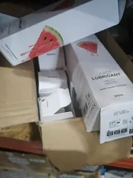 Лубрикант на водній основі Satisfyer Juicy Lubricant Melty Melon 300 мл (м'яте паковання!!!) - мініатюра 2