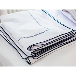 Комплект постільної білизни Ecotton Premium євро перкаль вишивка з синім кантом (25140) - мініатюра 12