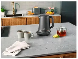 Елекрочайник Electrolux E7K1-6BP - мініатюра 10