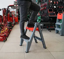 Триступінчаста міні драбина до 150 кг GI36003 G.I.KRAFT - мініатюра 3