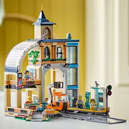 Конструктор LEGO City Центральний залізничний вокзал 752 деталі (60469) - мініатюра 11