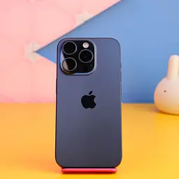 Смартфон Apple iPhone 15 Pro 256GB Blue Titanium (MTV63) Б/В [172880]