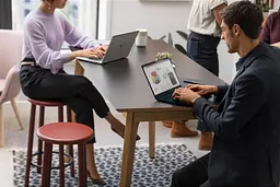 Ноутбук HP EliteBook 865-G11 16' WUXGA IPS AG, AMD R5-8540U, 16GB, F512GB, UMA, Win11P, сріблястий (9G0M1ET) - мініатюра 2