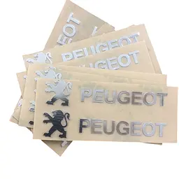Наклейка з логотипом PEUGEOT метал, на клейкій стрічці 1шт (універсальна)