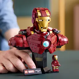 Конструктор LEGO Super Heroes Marvel Бюст Залізної Людини MK4, 436 деталей (76327) - мініатюра 13