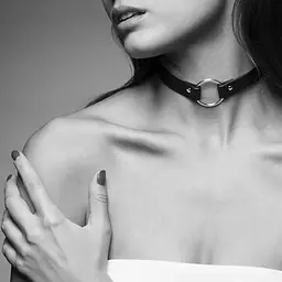 Чокер з екошкіри Bijoux Indiscrets Maze - Single Choker Black - мініатюра 2