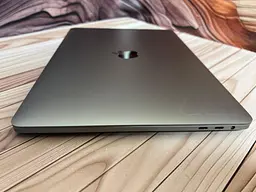 Ноутбук Apple MacBook Pro 13" 2020 i7-1068NG7/32/512 (C02DH13YML85) Б/в - мініатюра 6