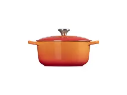 Каструля Le Creuset Signature Cast Iron Round Casserole 20 см Flame (21177200902430) - мініатюра 4