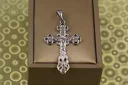 Хрестик Xuping Jewelry з розп'яттям края кільцями 4 см сріблястий