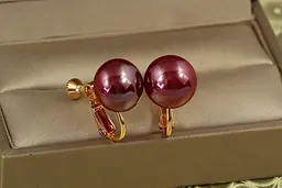 Сережки кліпси Xuping Jewelry кульки червоний перламутр 1,6 см золотисті